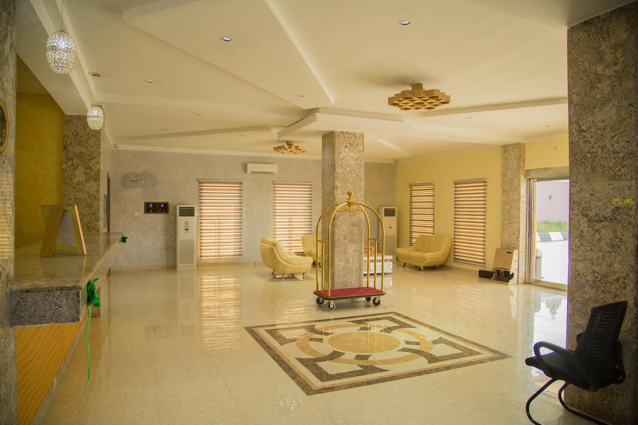 Maxbe Continental Hotel Enugu Exterior photo