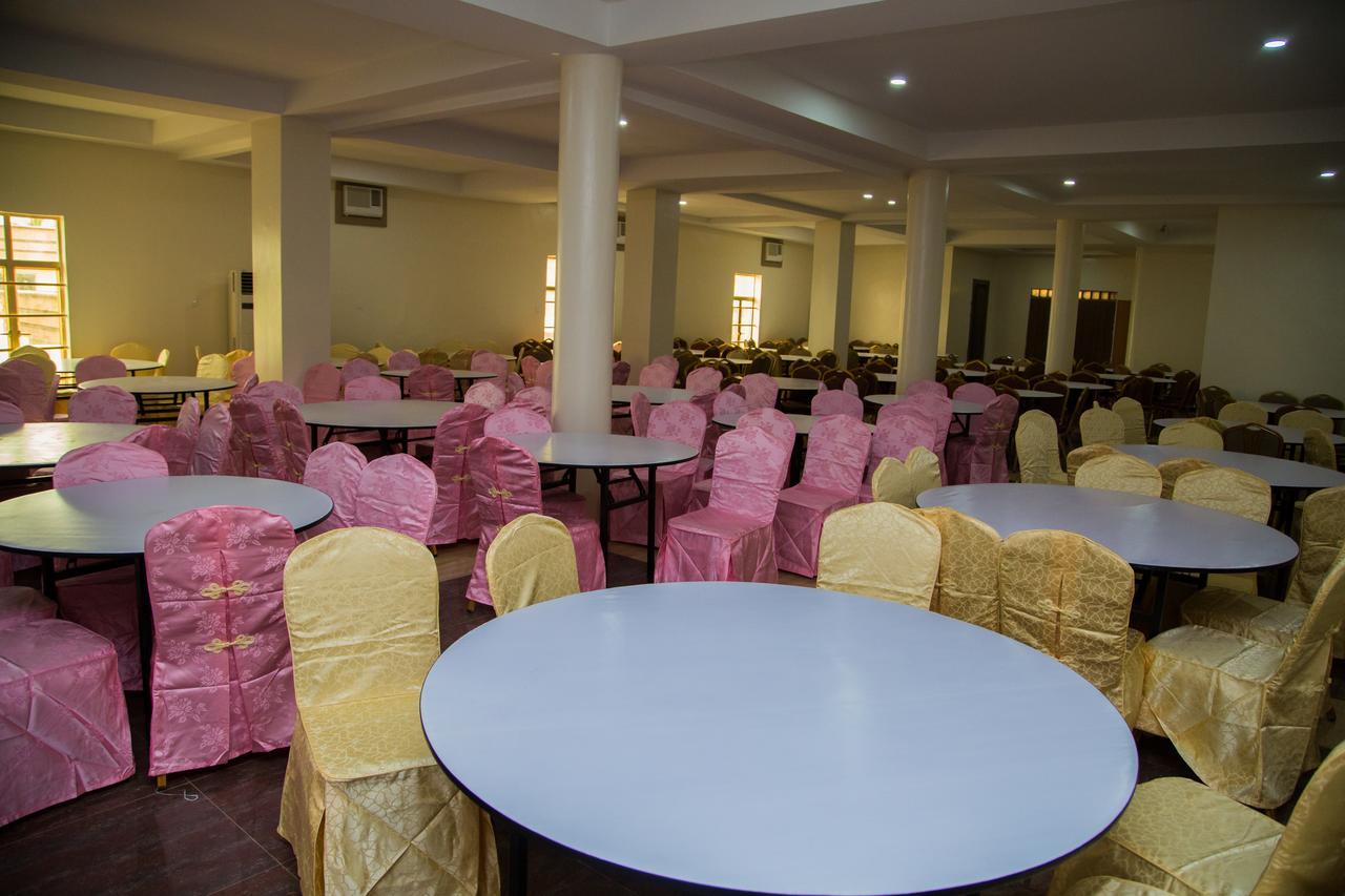 Maxbe Continental Hotel Enugu Exterior photo